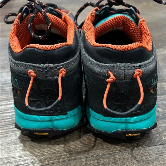 La Sportiva Trekking-Mountaineering-Hiking Shoes - carbon/teal Size 6 - Picture 3 of 6